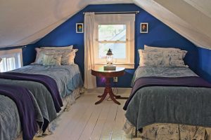 Petoskey Grove upstairs guest bedroom 2