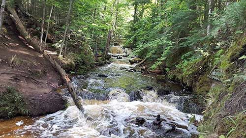 Chapel Falls hiking