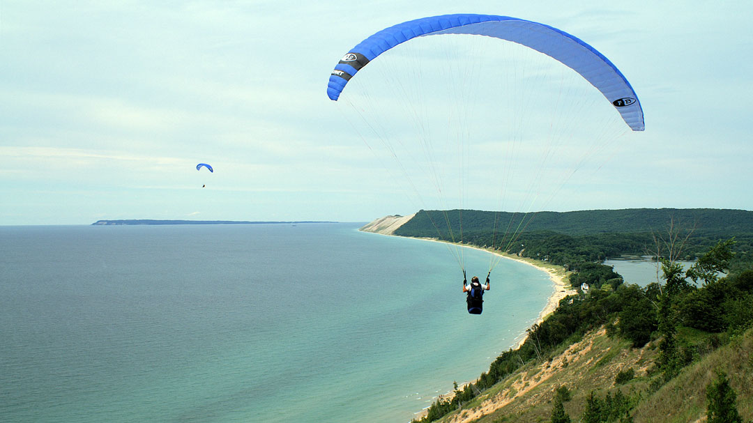 Hang gliding over the Sleeping Bear Dunes National Shoreline (National Park Service/CC BY 2.0)