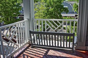 LeBear Resort - porch swing