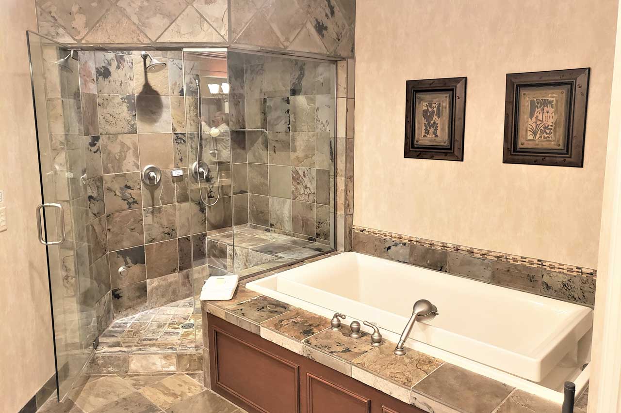 LeBear Residence 7 master bathroom tub and shower