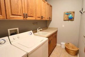 LeBear Residence 7 laundry room