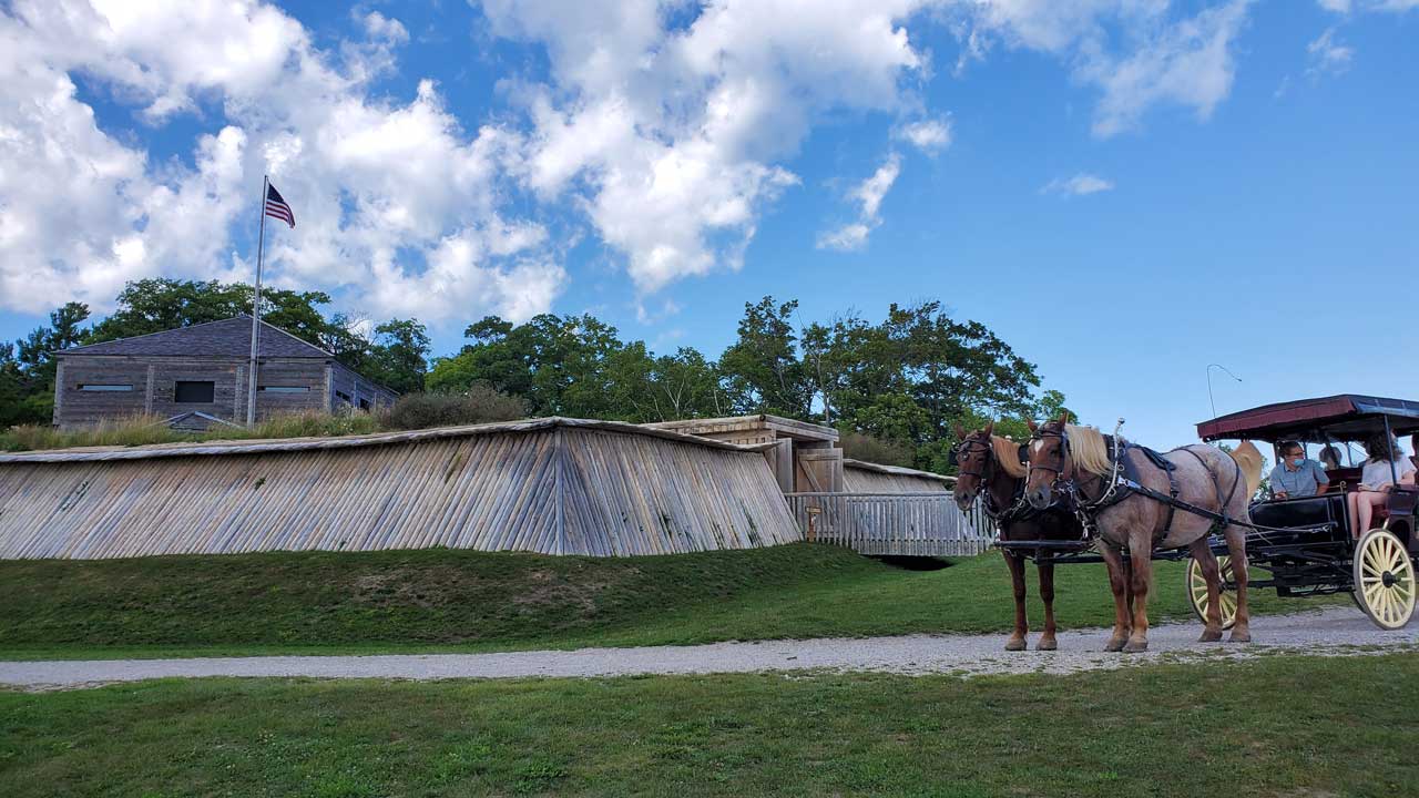 Mackinac Island, Fort Holmes