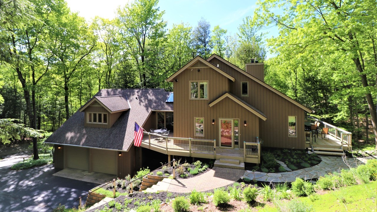 Four Bedroom Vacation Rental Home in Northern Michigan