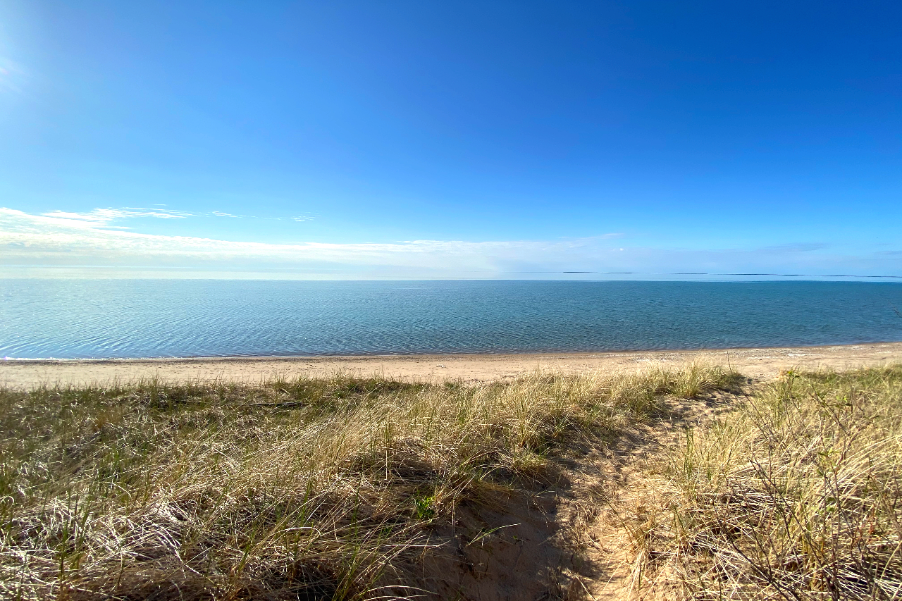 Cranmer Hearth Lakehouse Lake Michigan Beachfront Vacation Rental