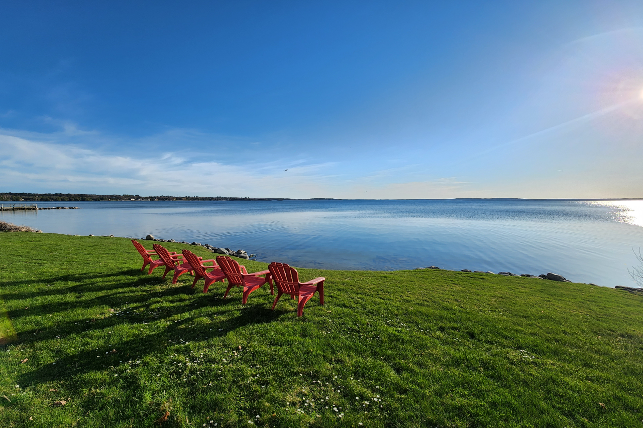 Aloha Lake Home Spacious Home on Mullett Lake Holiday Vacation Rentals