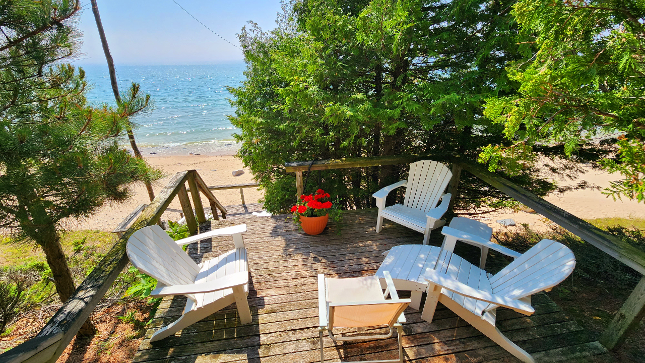 Tree Fort Lake Michigan beachfront vacation rental