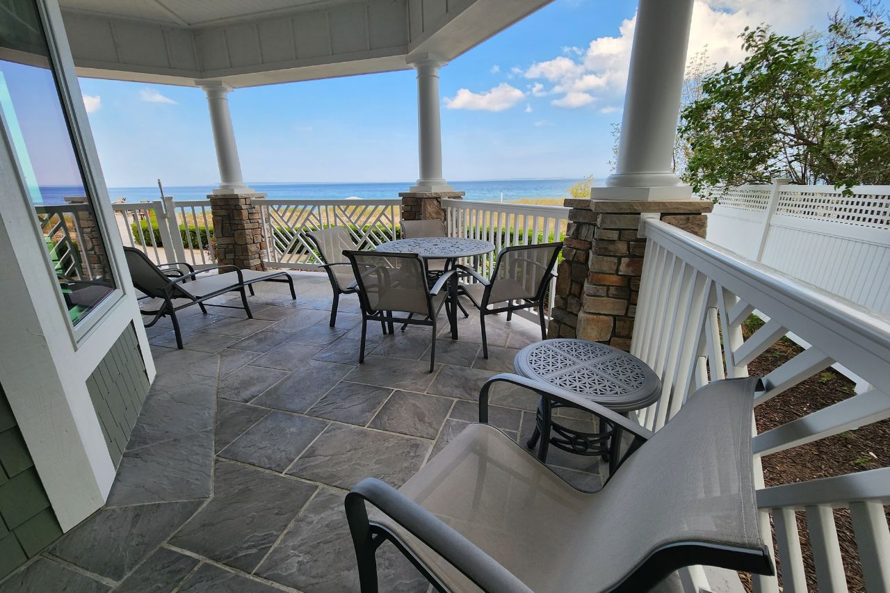 LeBear-Resort-Glen-Arbor