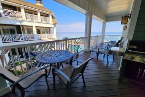 LeBear-Resort-Glen-Arbor